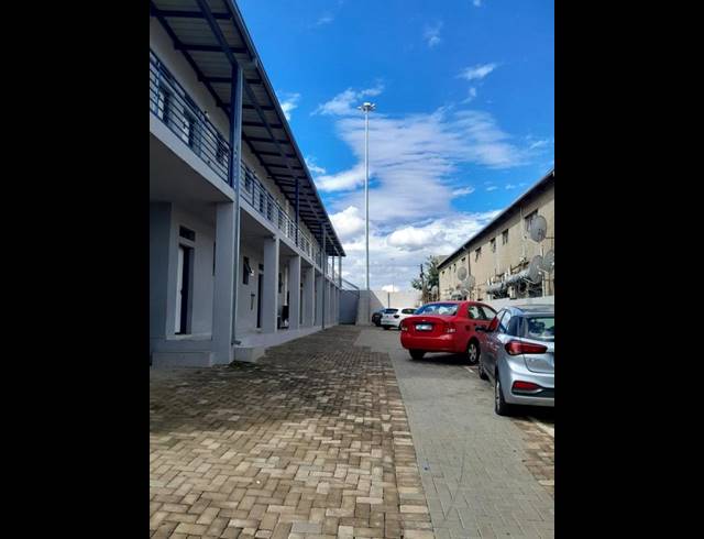 0 BEDROOM HOUSE FOR SALE IN DIEPKLOOF